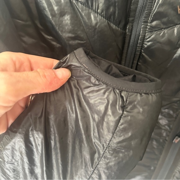 Helly Hansen 
Odin Insulator Jacket Women's Black Primaloft Sz XS pockets $280 - Picture 7 of 15